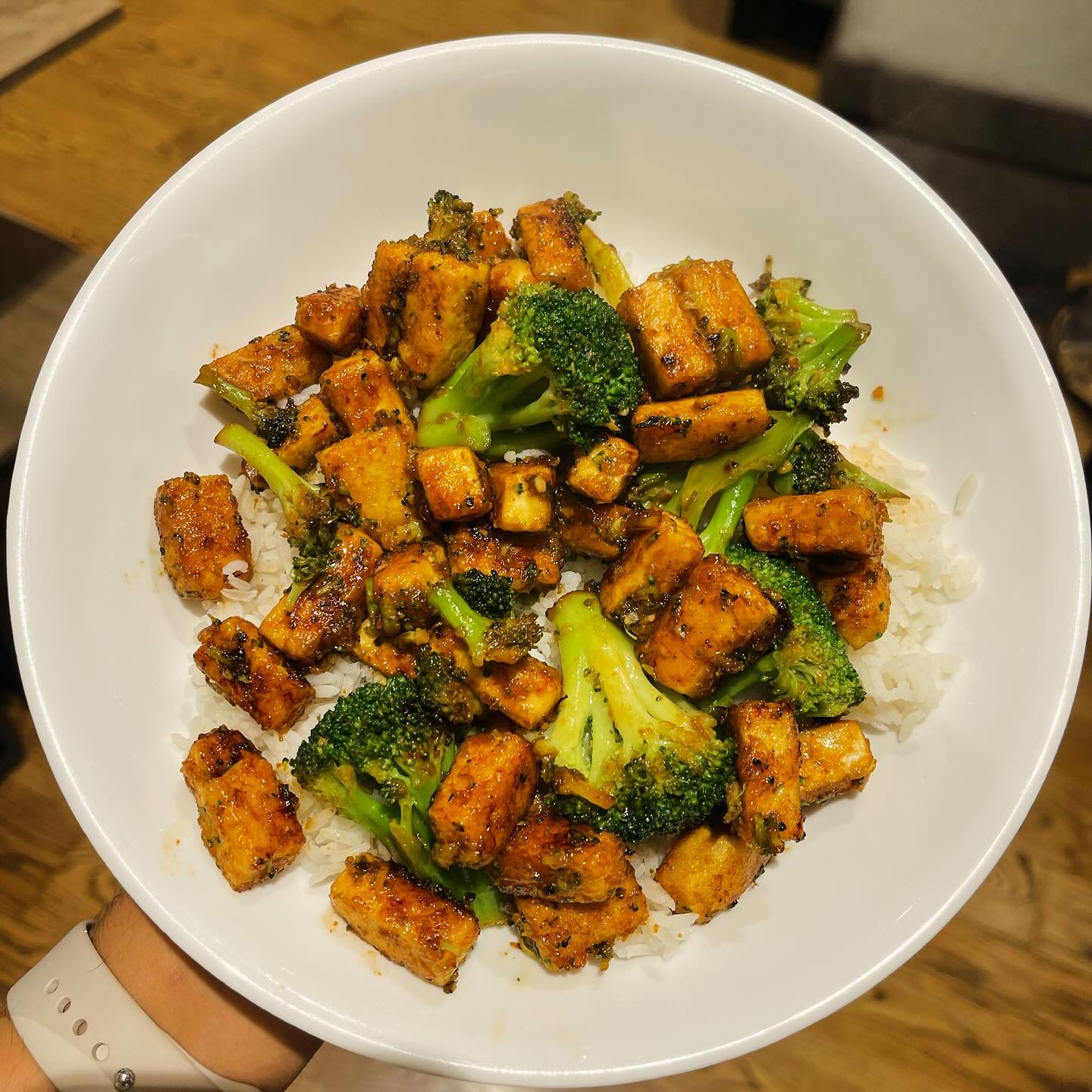 crispy spicy garlic tofu w broccoli