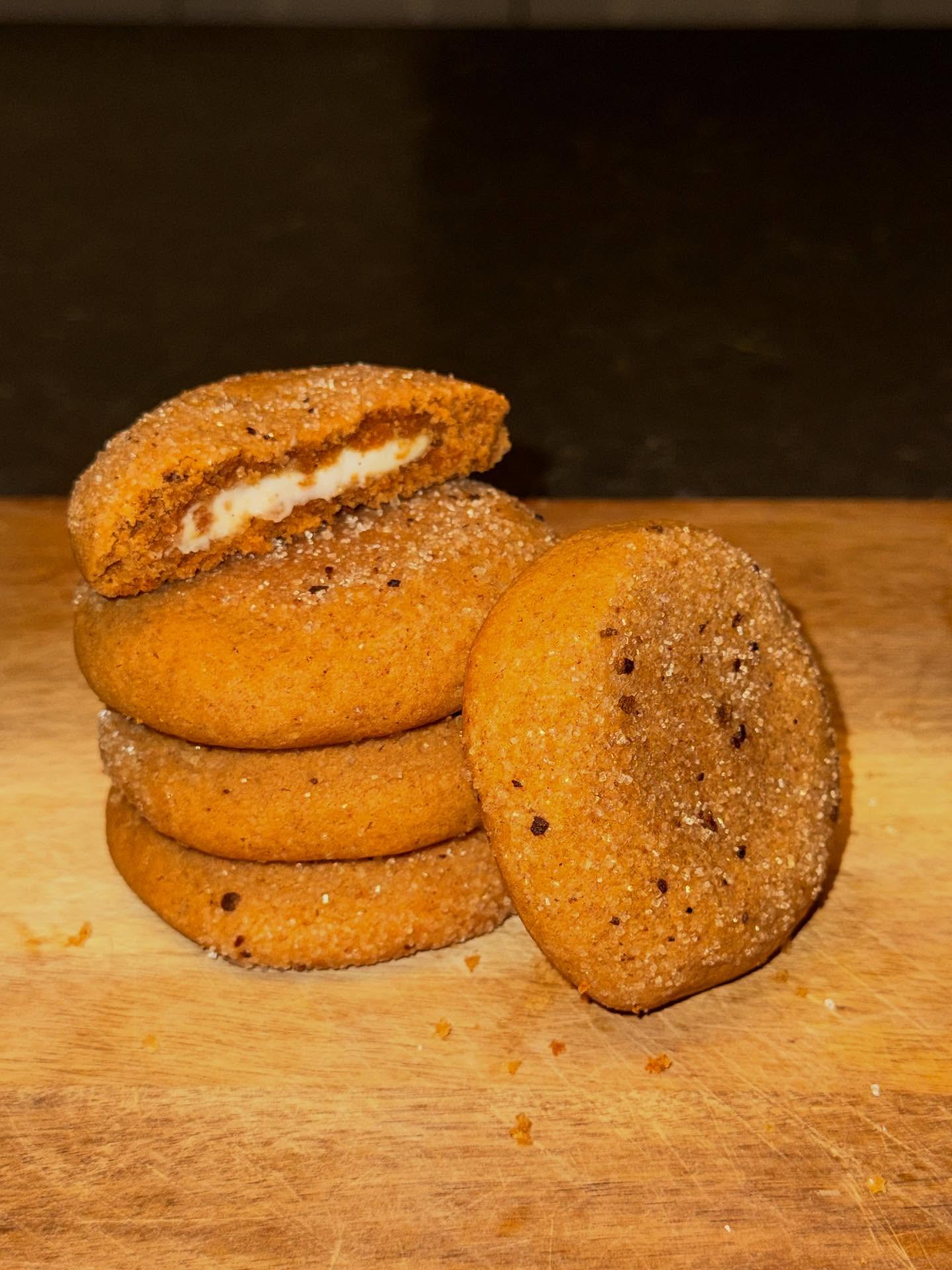 gingerbread cheesecake cookies