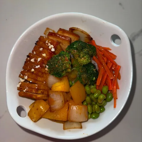 hasselback soy-glazed tofu bowl