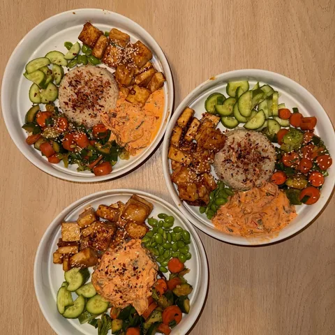 spicy kimchi tofu bowls