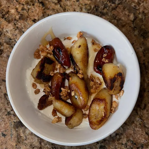 caramelized date and banana yogurt bowl