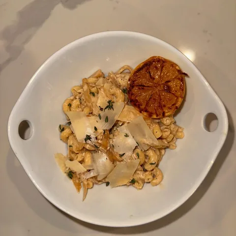 creamy french onion pasta (high protein)